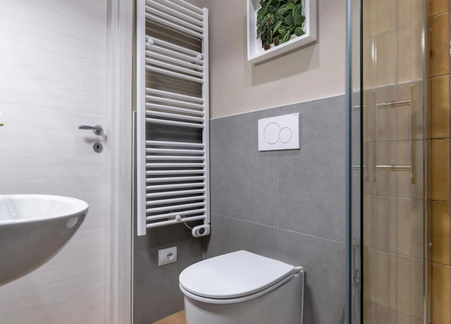 Apartment Santa Croce Luxury Suite - Dolcevita Holiday Florence Italy
