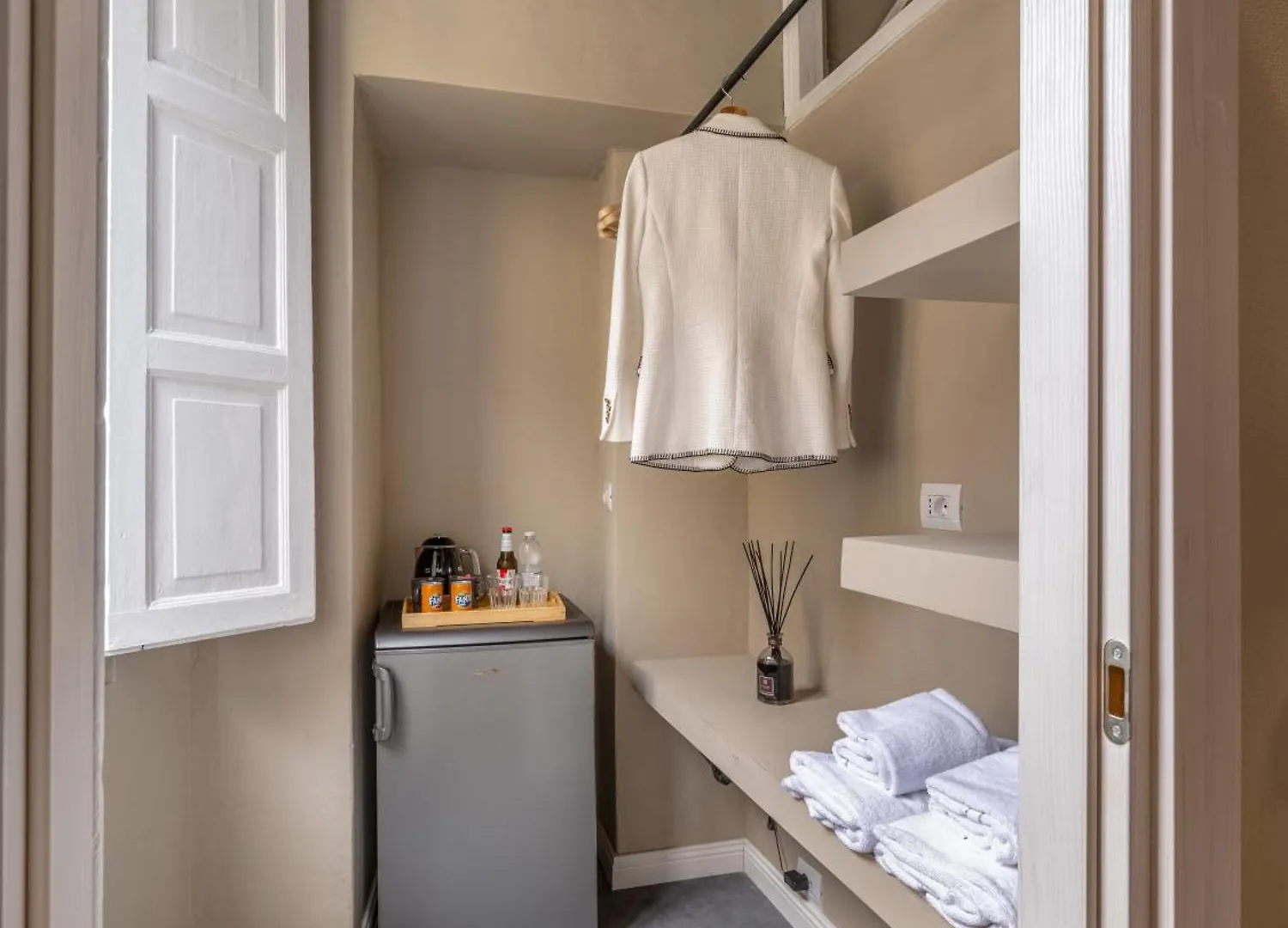 Apartment Santa Croce Luxury Suite - Dolcevita Holiday Florence Italy