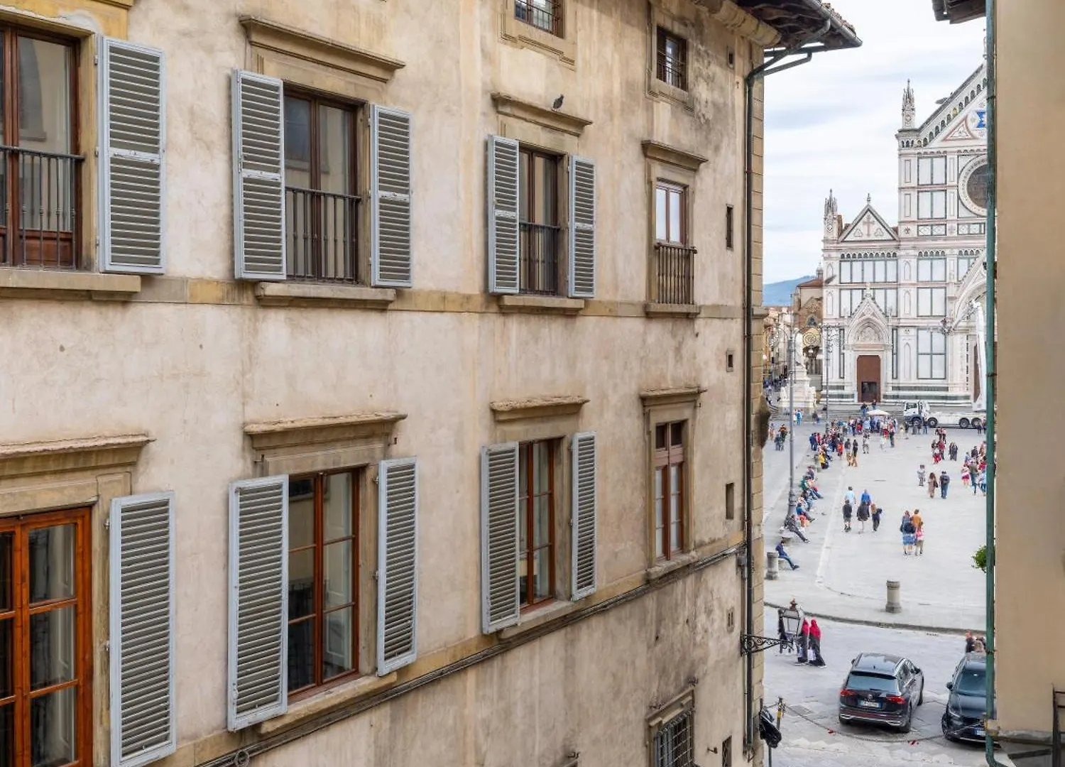 Apartment Santa Croce Luxury Suite - Dolcevita Holiday Florence Italy